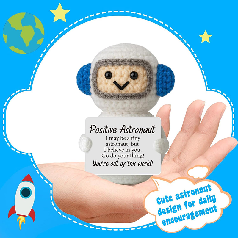 Bonecos de Astronauta de Croch - Home And Textiles Today avaliação e preço